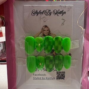Neon Green Press-On Nails